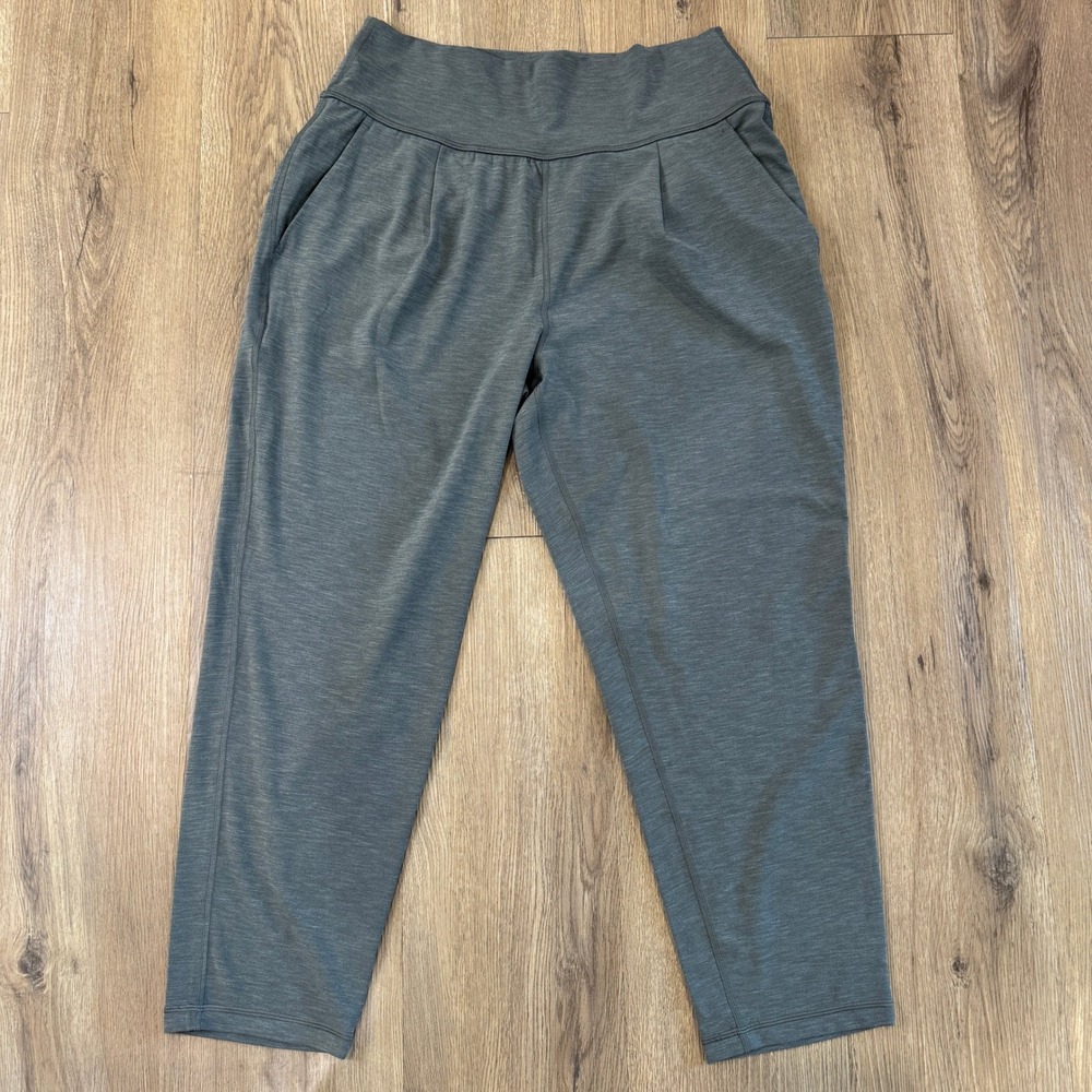 Athleta Elation Pant Joggers Green Heathered High Rise Tapered Crop Size Medium - Picture 3 of 8
